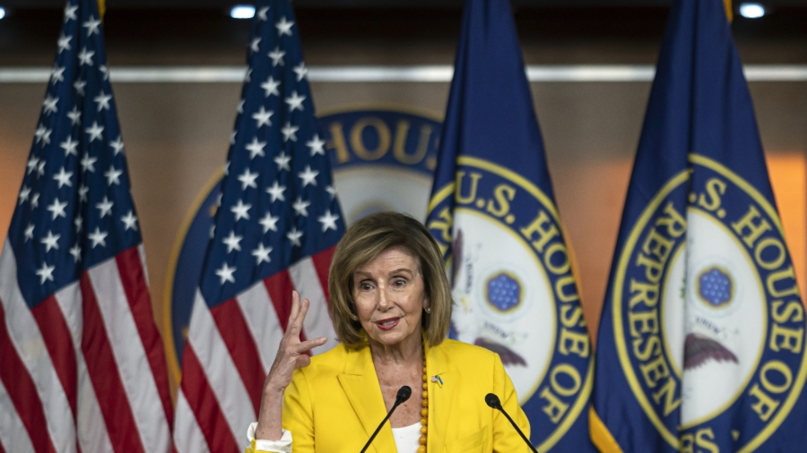 Biden Casts Doubt on Pelosi’s Taiwan Visit Plan