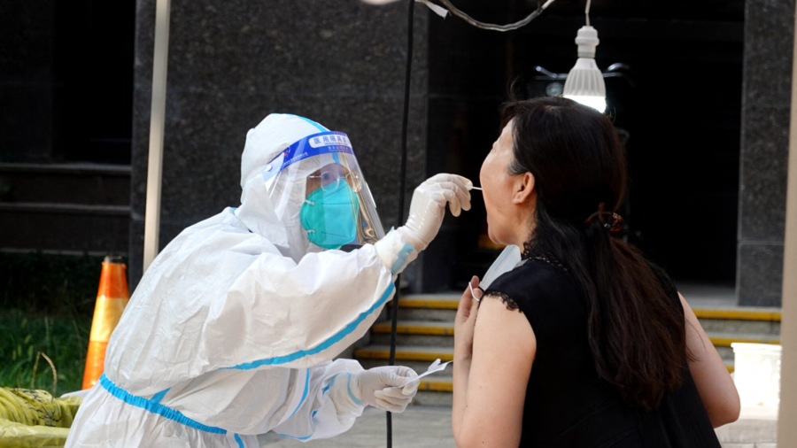 Nearly 20 Chinese Cities Hit by Virus Outbreak