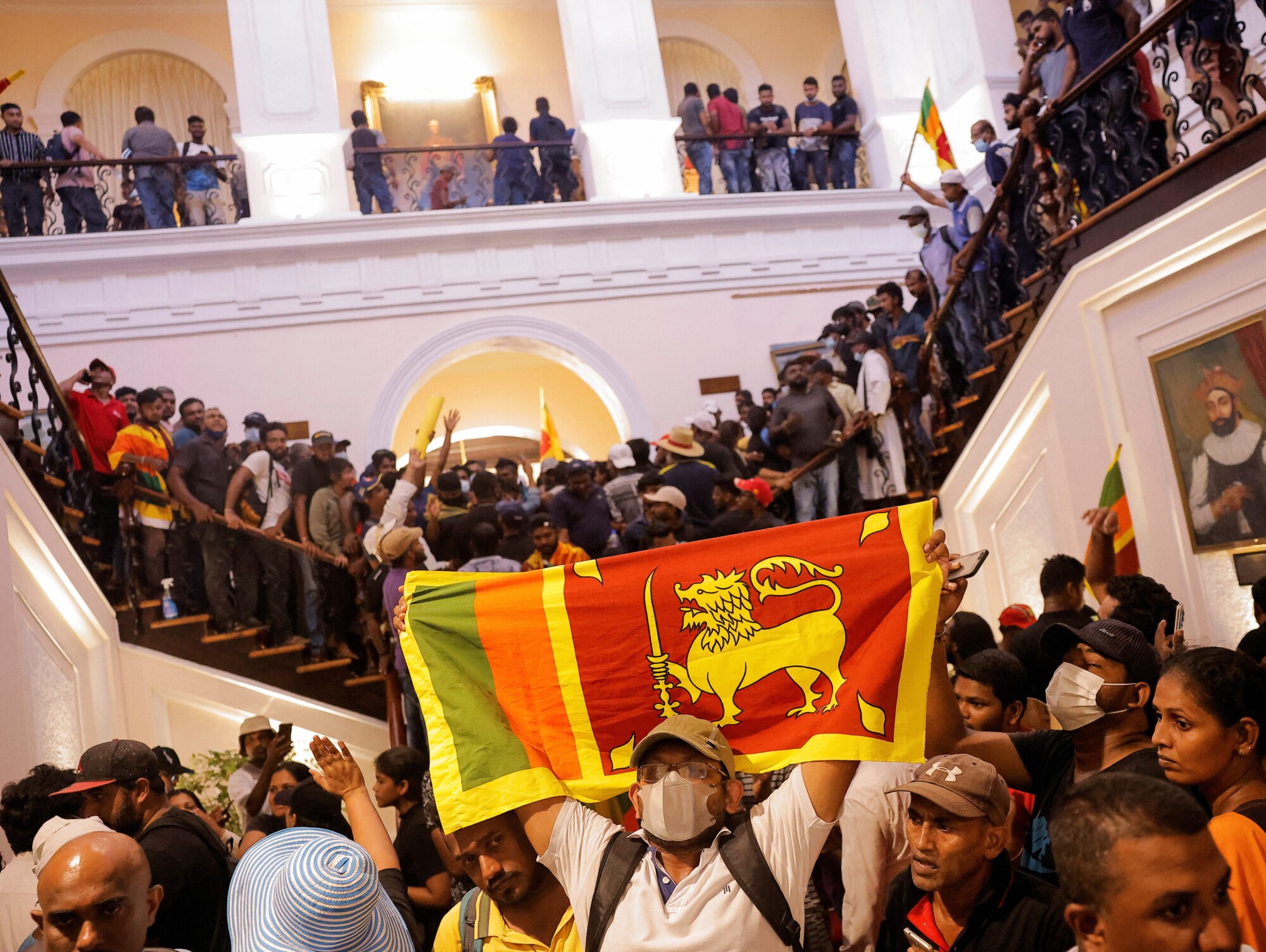Sri Lanka Protesters Plan to Occupy President and Prime Minister’s Residences Until They Quit