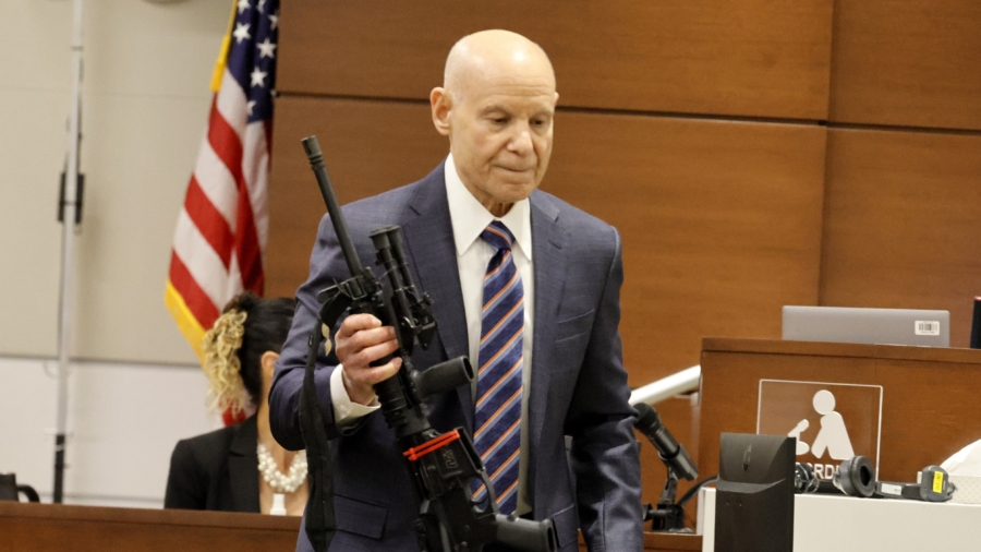 Parkland Shooter Nikolas Cruz’s Rifle Shown to His Jurors
