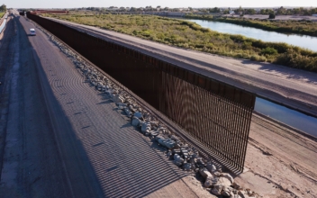 Border Patrol Chiefs Say Walls Would Improve Border Security