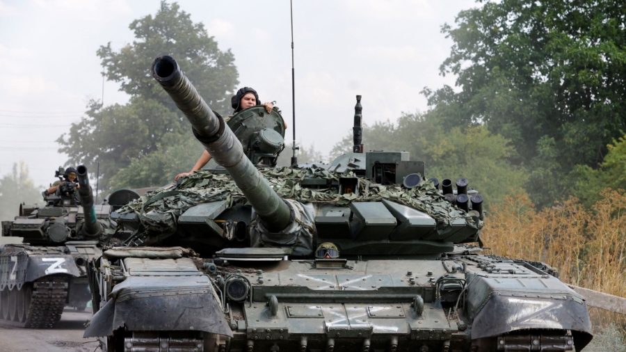 China Buys Russian Weapons for Taiwan Invasion Preparation