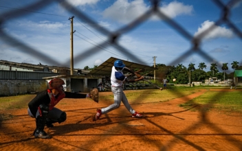 Cuban Baseball Players Leave Amid Crisis