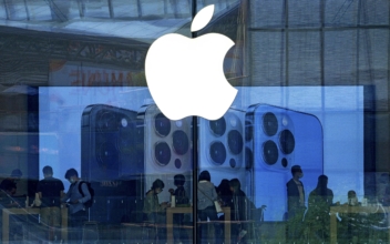 Apple Minimizes Airdrop Feature in China Before Mass Protests Break Out