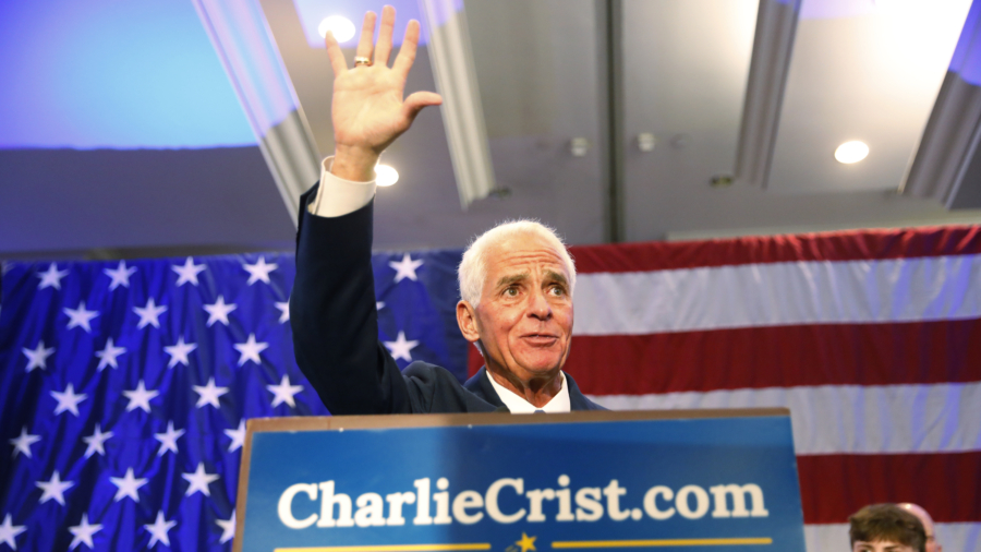 Charlie Crist Wins Florida Primary to Face Gov. DeSantis