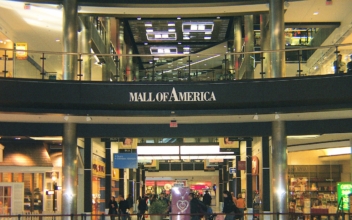Man Arrested After Robbery at Mall of America