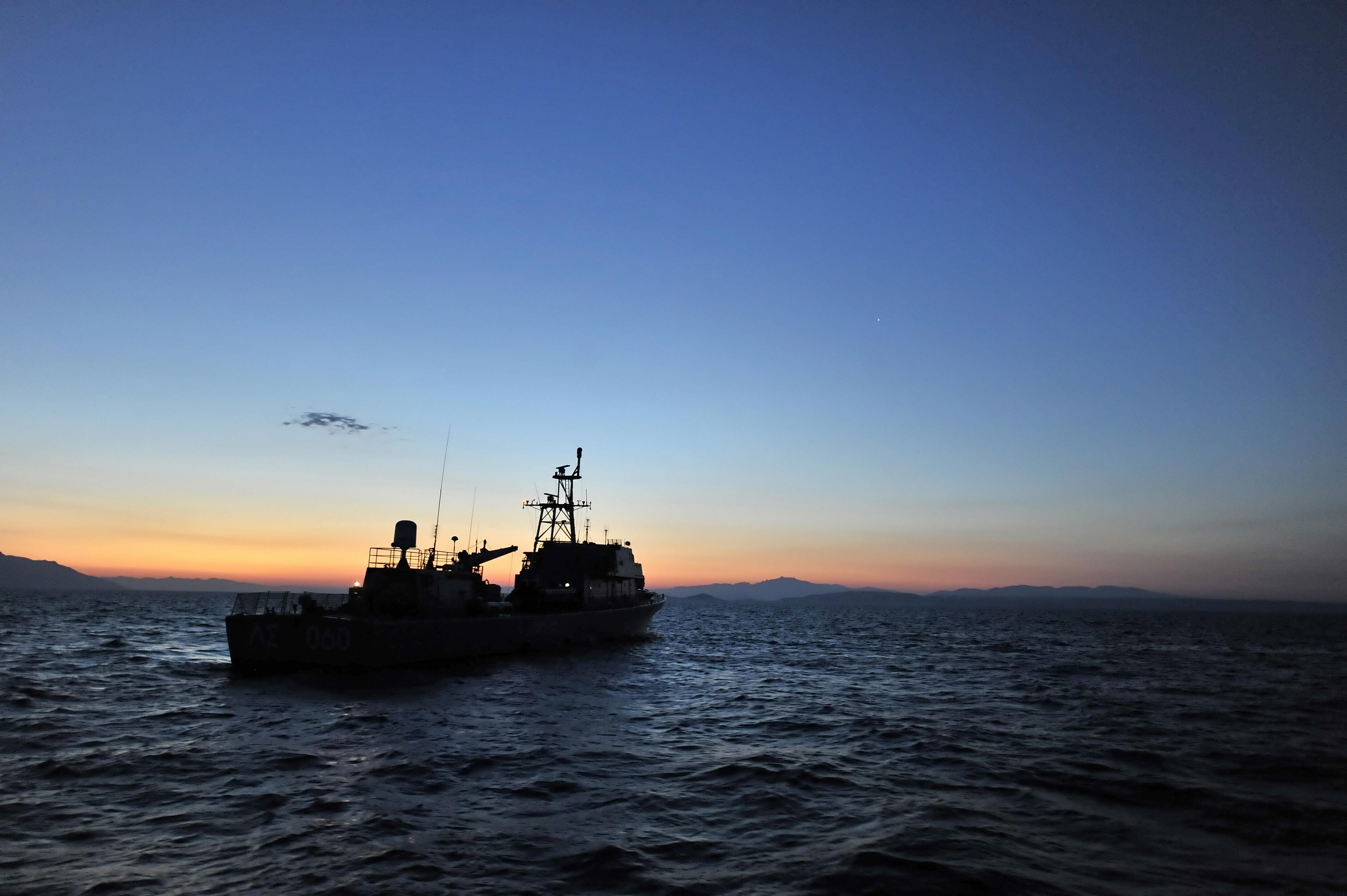 At Least 6 Dead After Migrant Boat Sinks Off Turkish Coast