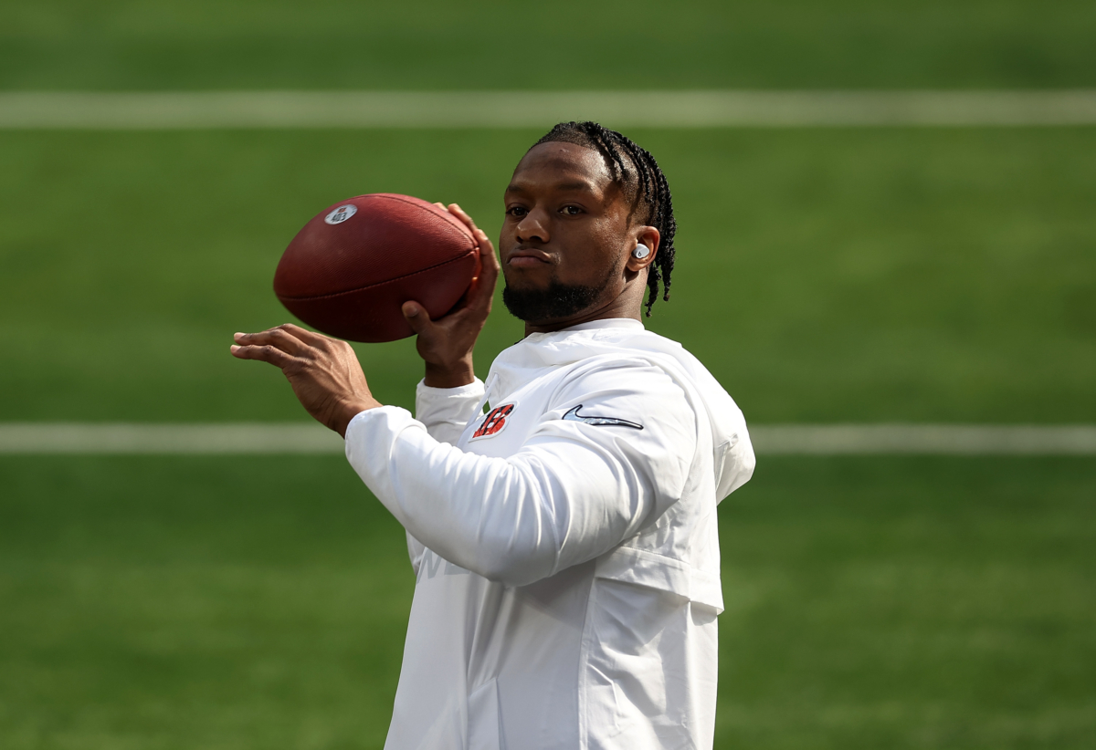 Joe Mixon #28 of the Cincinnati Bengals warms up prior to Super Bowl LVI at SoFi Stadium in Inglewood, Calif., on Feb. 13, 2022. (Rob Carr/Getty Images)