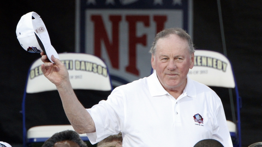 Hall of Fame Chiefs Quarterback Len Dawson Dies at 87