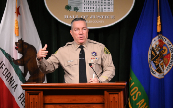 Voters to Decide If Los Angeles Sheriff Can Be Removed