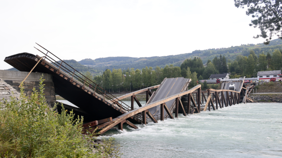 Norway Bridge Collapses, Drivers of 2 Vehicles Rescued