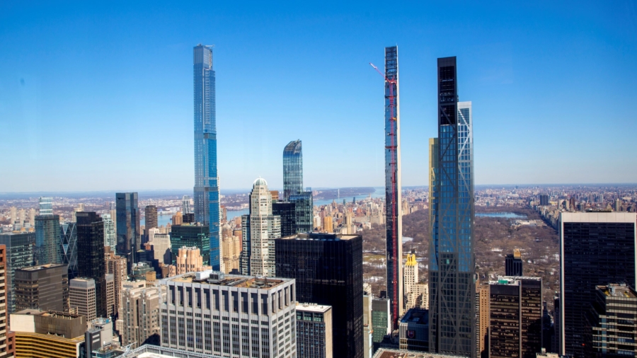 A Look at the World’s Skinniest Skyscraper: Steinway Tower