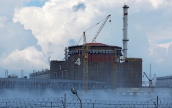 Ukraine, Russia Trade Blame for Risk of Nuclear Disaster at Frontline Plant
