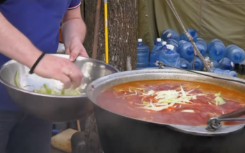 Borscht Nourishes Soldiers and Refugees