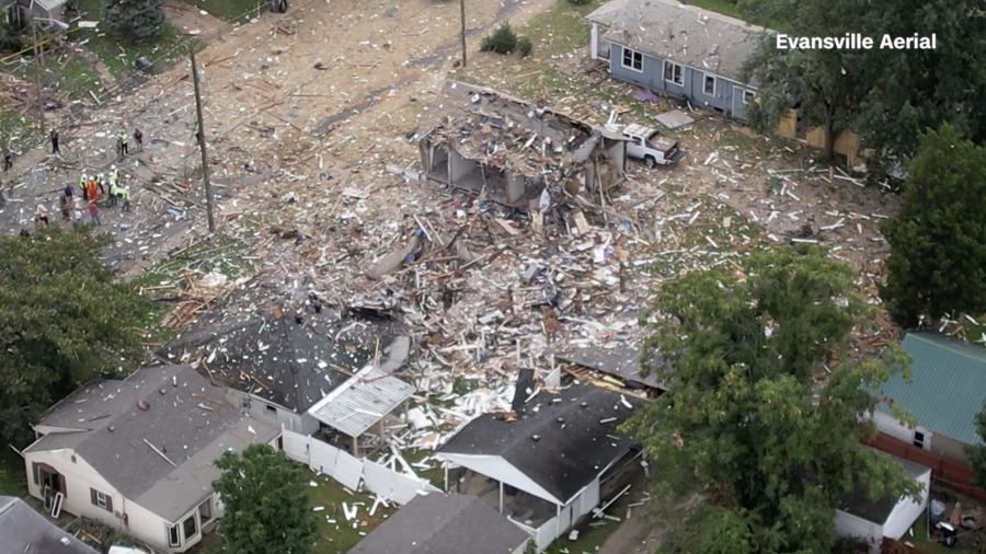 Deputy Coroner: House Explosion in Southern Indiana Kills 3 | NTD