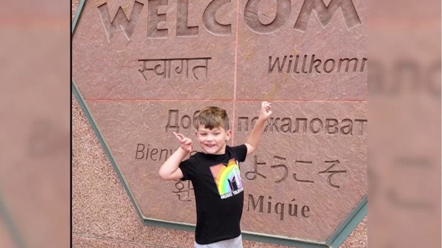 Little Einstein: A 6-Year-Old Who Can Write in Multiple Languages