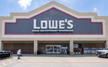 Lowe’s Giving Millions in Worker Bonuses