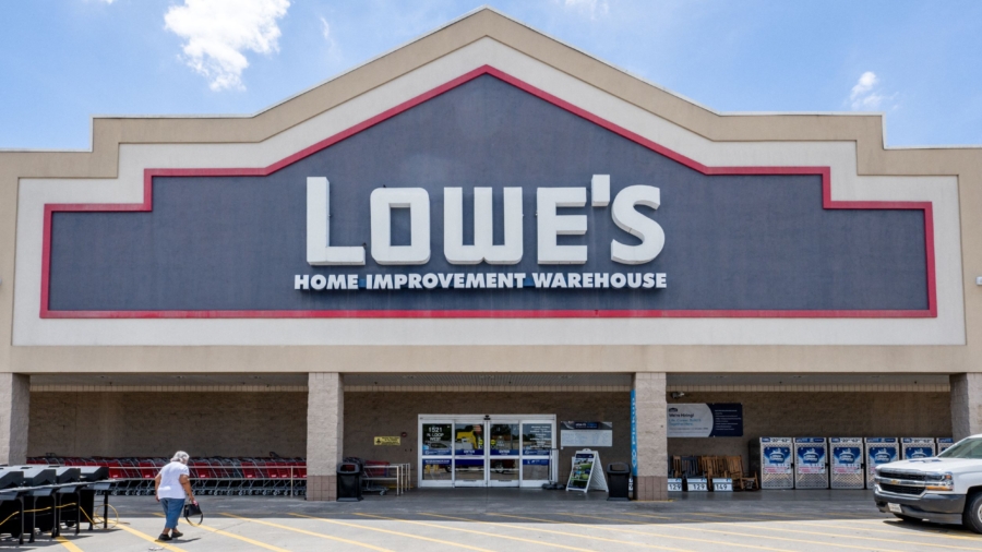 Lowe's Giving Millions in Worker Bonuses