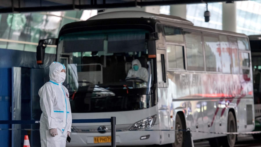COVID-19 Quarantine Bus Crashes in China, Killing at Least 27