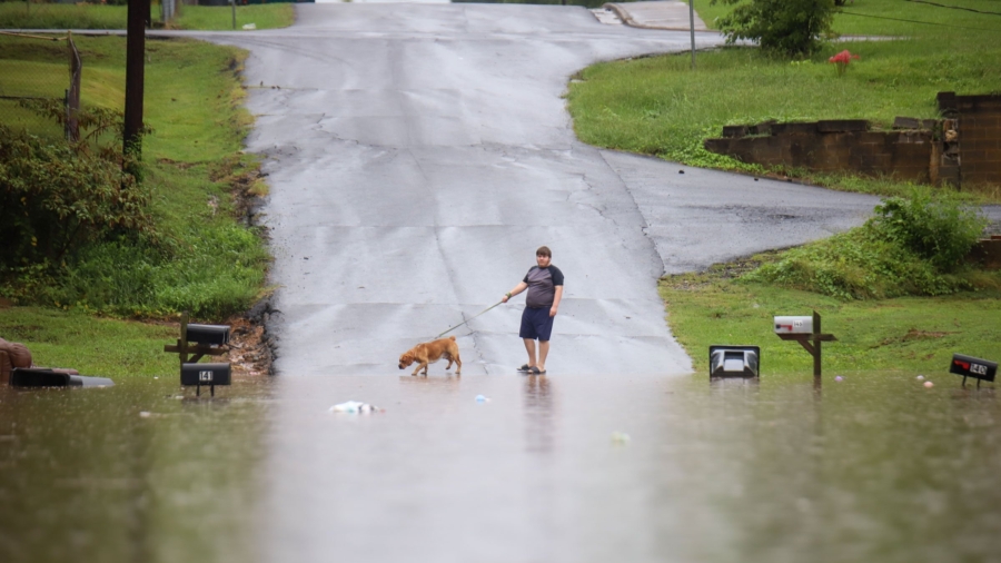 Southeast, Northeast States Under Flood Threat; Emergency Declared in Northwest Georgia