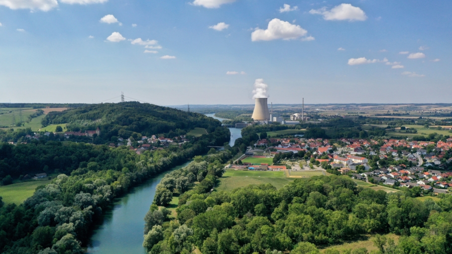 Germany Reneges on Nuclear Phase-Out: Power Plants Will Stay in Operation Through Winter