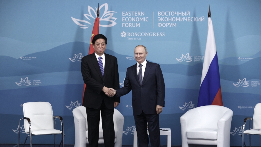 Chinese Official: Support for Russian War on Ukraine