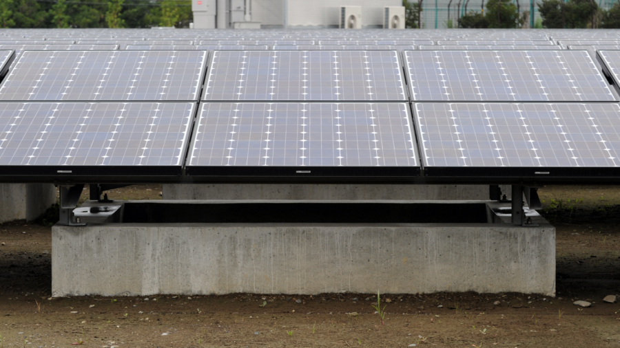 Japanese Woman Lives Off Solar Power
