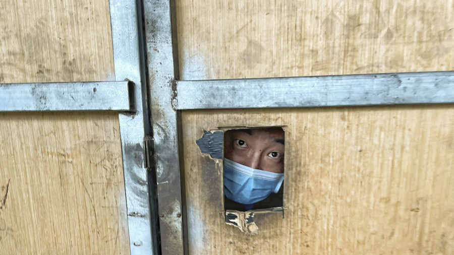 Strict COVID-19 Lockdown Measures Continue in China