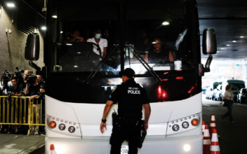 Illegal Immigrants Bused to Chicago Now Being Sent to Other Illinois Communities
