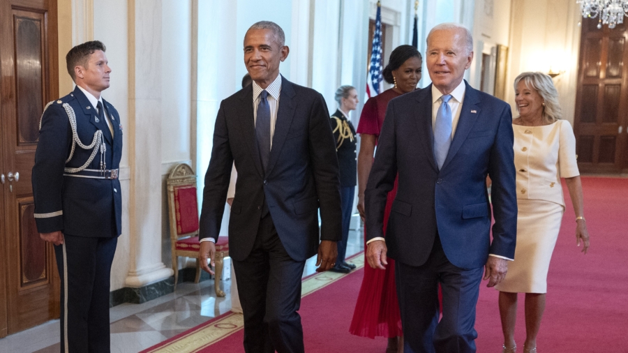 Biden Unveils Official White House Portraits of Barack Obama and Michelle Obama
