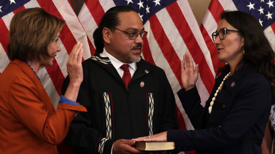 Pelosi Swears in 3 Members of Congress