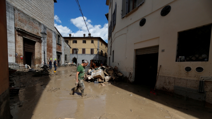 At Least 10 Dead as Flash Floods Hit Central Italy
