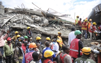 Building Collapse Near Kenyan Capital Kills 3; More Missing