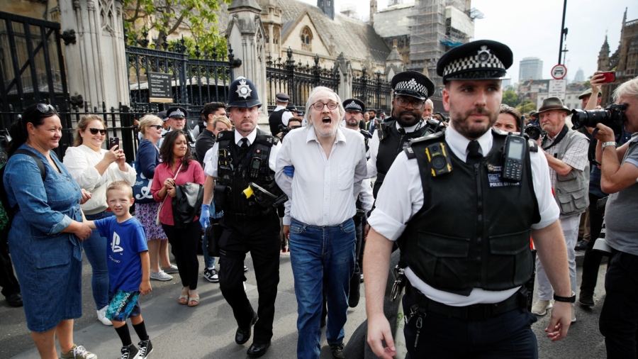 6 Arrested After Extinction Rebellion Protest Inside British Parliament