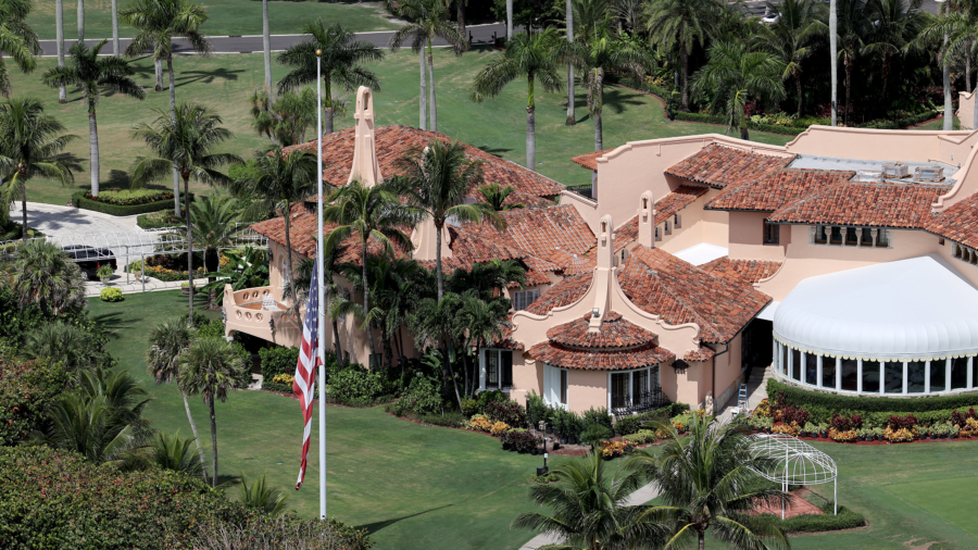 New Special Counsel Asks Court to Stop Independent Review of Documents Seized From Mar-a-Lago