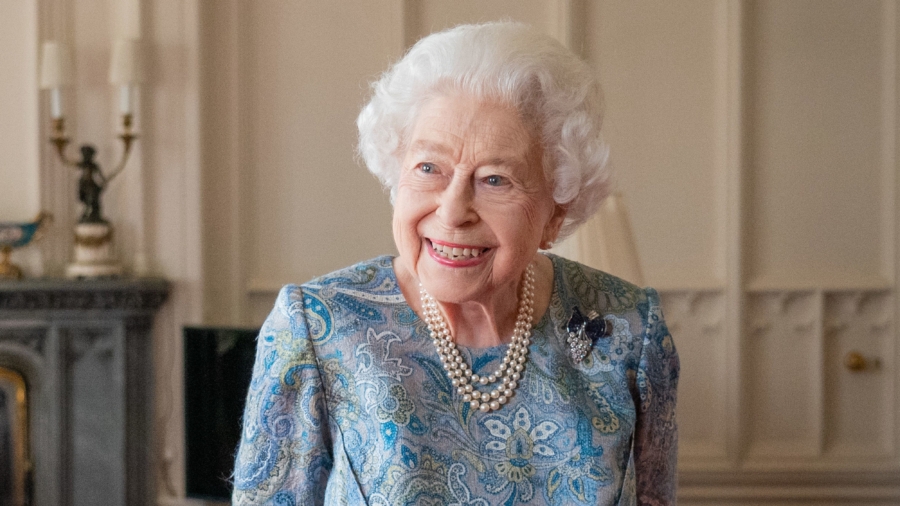 Britain's Queen Elizabeth II Dies at 96