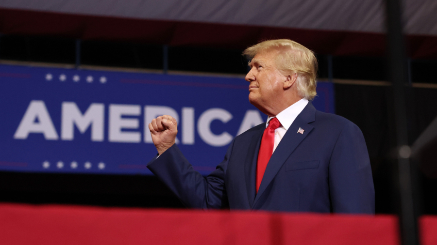 Judge Grants Trump Motion for Special Master to Review Records FBI Seized