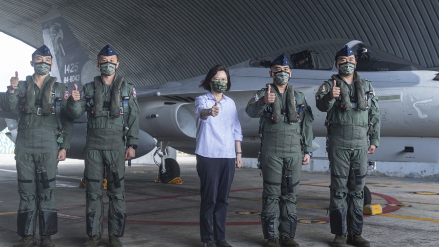 Taiwan's President Boosts Military Morale Amid CCP Threats