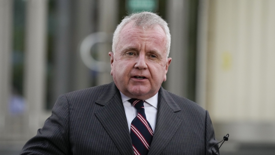 US Ambassador to Russia Leaves Post