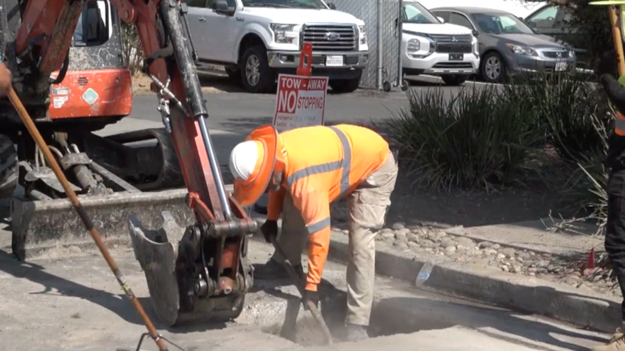 Construction Workers Push Through Heat Wave