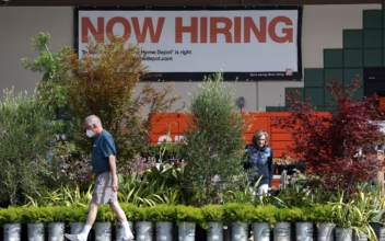 US Economy Added 261,000 New Jobs in October as Hiring Stays Strong