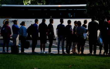 More Illegal Immigrants Bused to NYC and Near Harris’s Home in DC