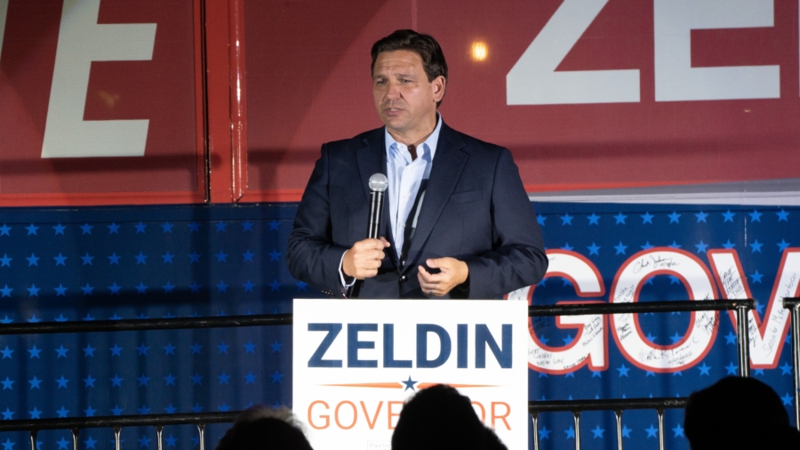 Obama Rallies in Wisconsin, DeSantis Campaigns in New York