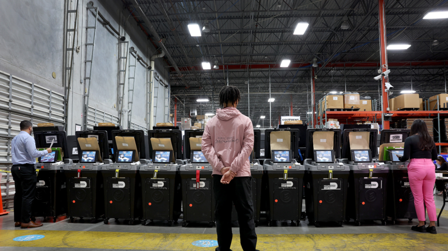 Miami Tests Voting Machines Ahead of Midterms