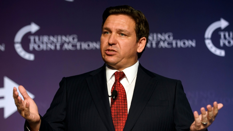 Capitol Report (Oct. 17): DeSantis Rises in Polls Despite Martha’s Vineyard Controversy; DOJ Wants Jail Time for Bannon