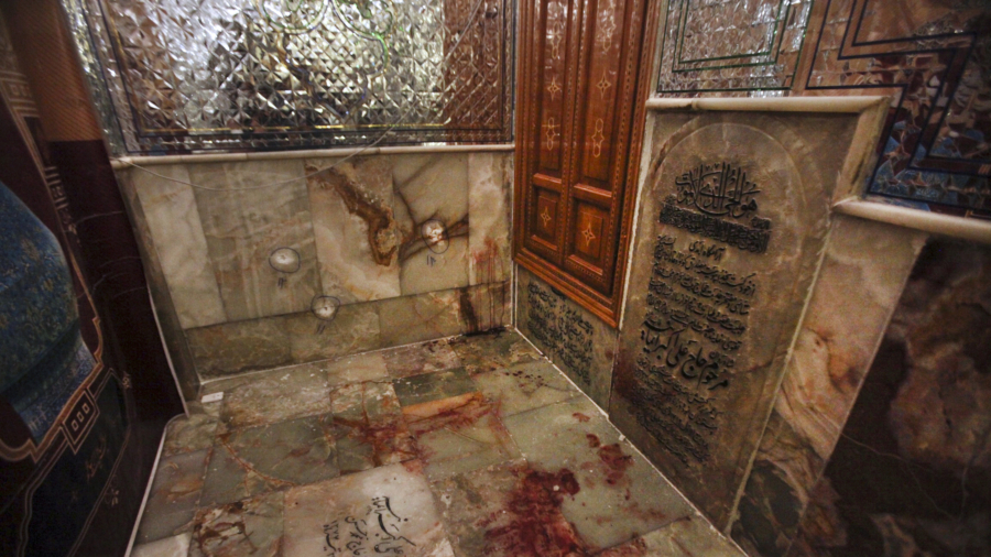 Gunmen Attack Major Shiite Mosque in Iran, Killing 15