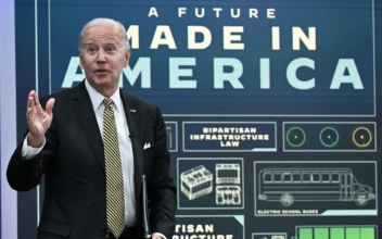 Biden Discusses the Bipartisan Infrastructure Law