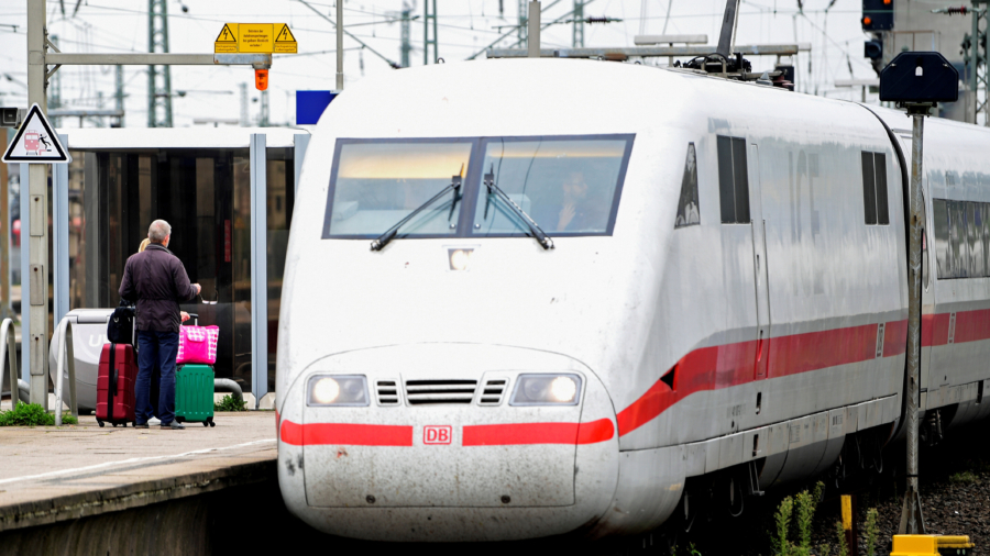 ‘Malicious and Targeted’ Sabotage Halts Rail Traffic in Northern Germany