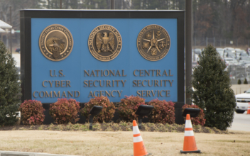 Former NSA Worker Accused of Trying to ‘Sell Secrets to Russia’ to Remain in Custody