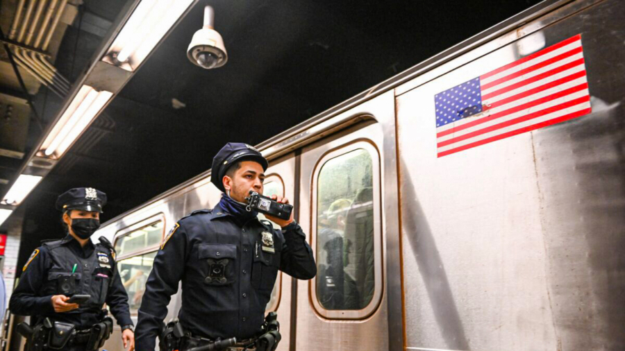 NYC Subway Attacker Arrested After Man Fatally Struck by Train During Fight Over Dropped Phone